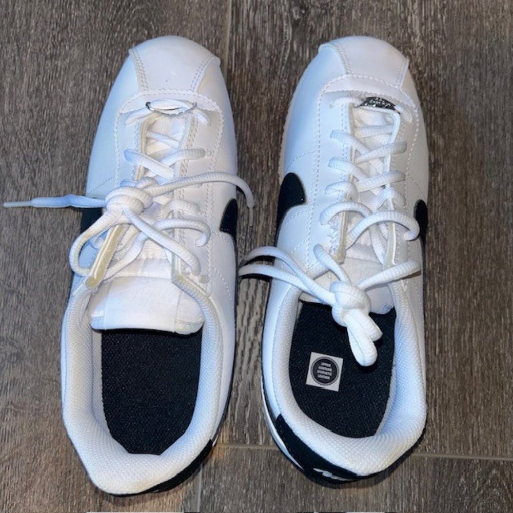 Nike Classic Cortez Leather White/Black 904764-102 Sz 6Y / Women Size 7.5 NEW - Picture 5 of 7